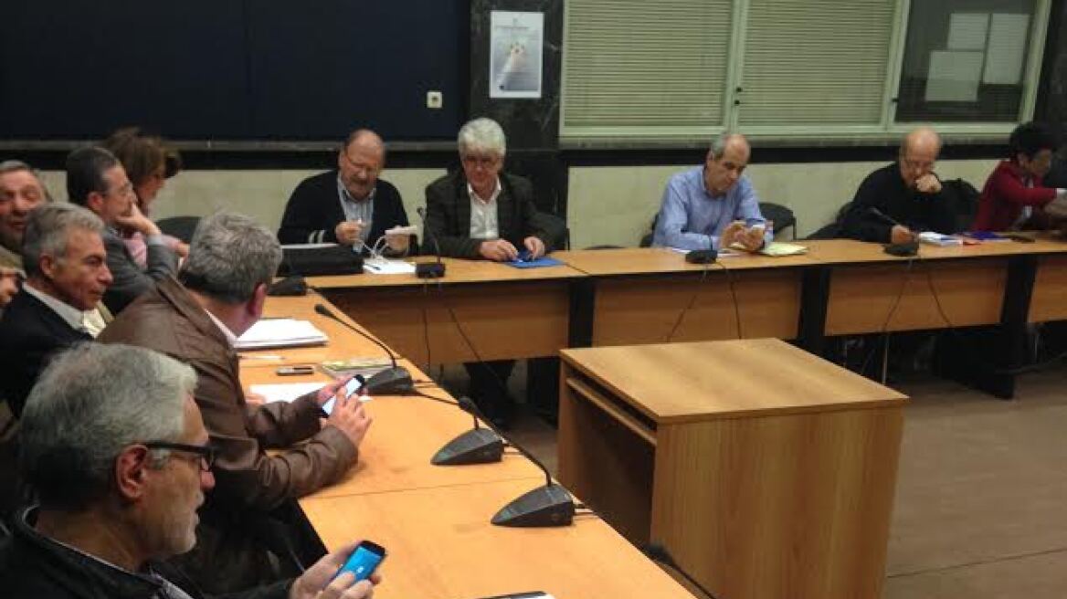 Βουλευτές του ΣΥΡΙΖΑ ζητούν διευκρινίσεις από Κουρουμπλή για τα αποθεματικά 